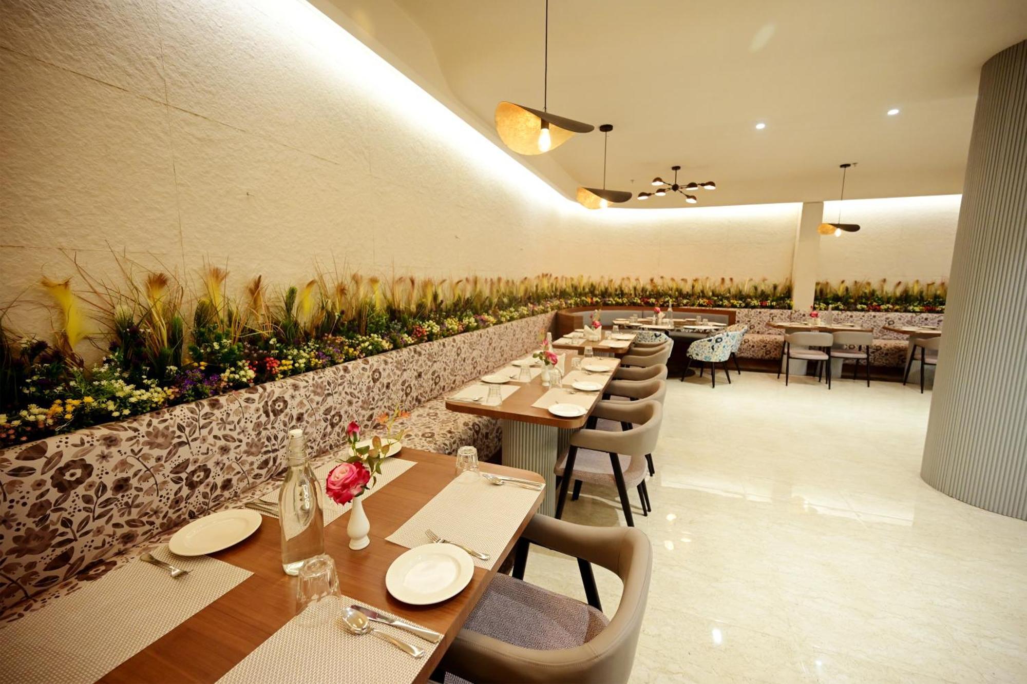 Coco Cabana Varanasi Exterior foto